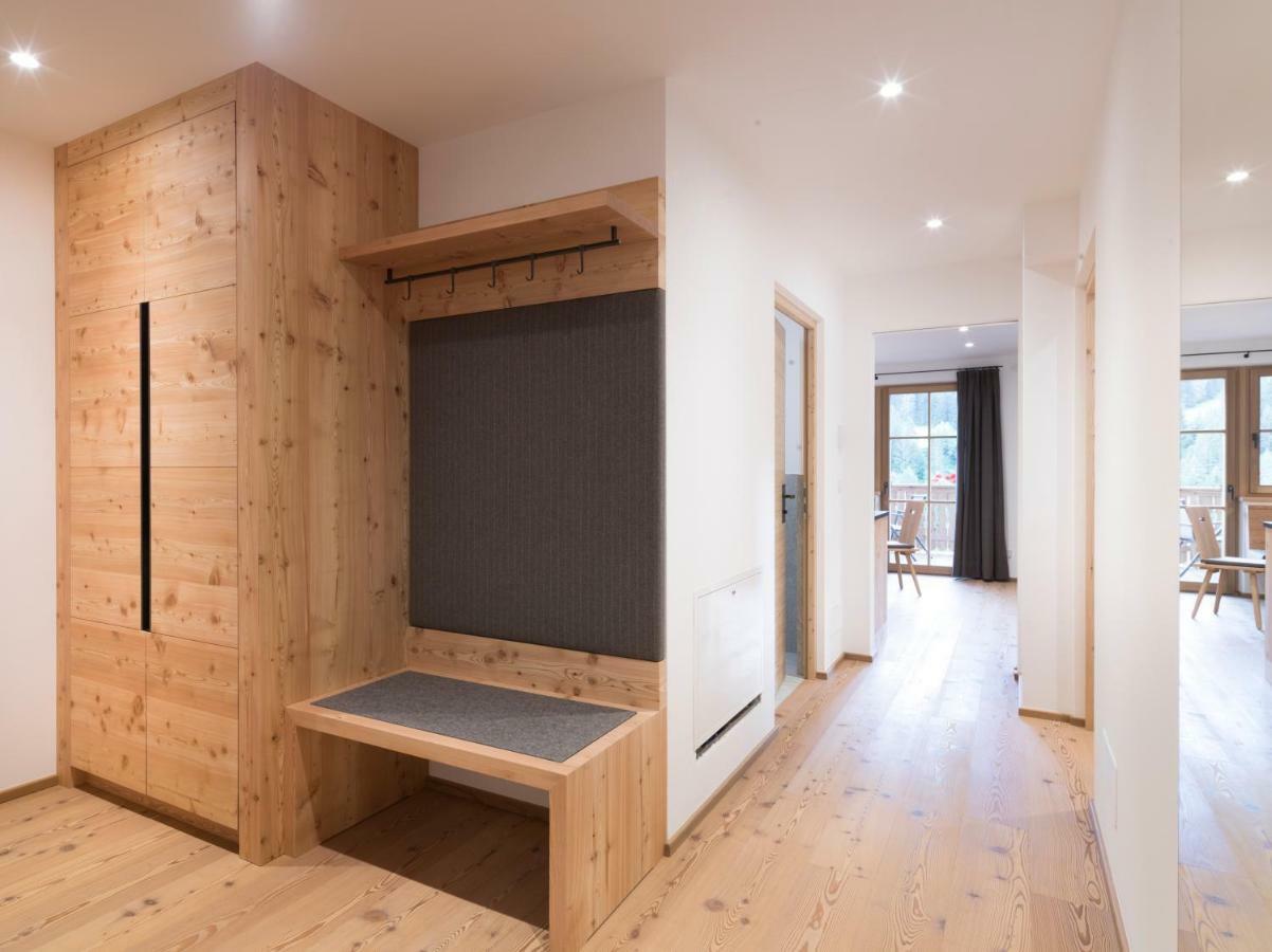Altmessnerhof Apartment Dobbiaco Bagian luar foto